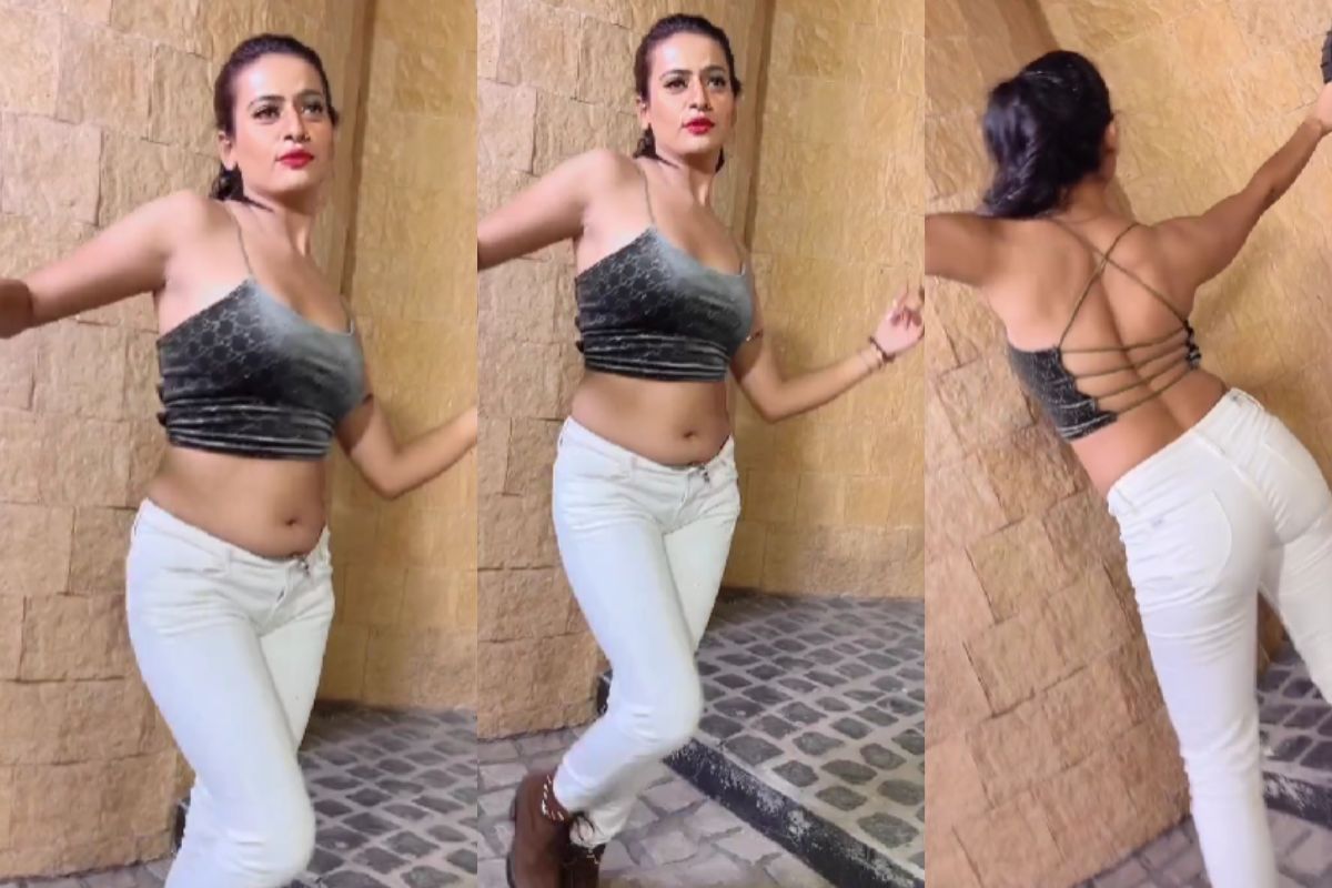 Desi Girl Viral Dance Video