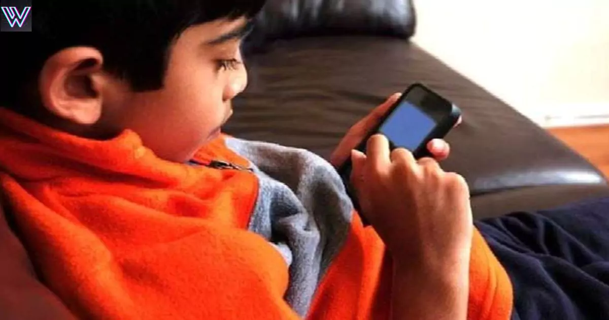 Children are taking support of phone to fix mood