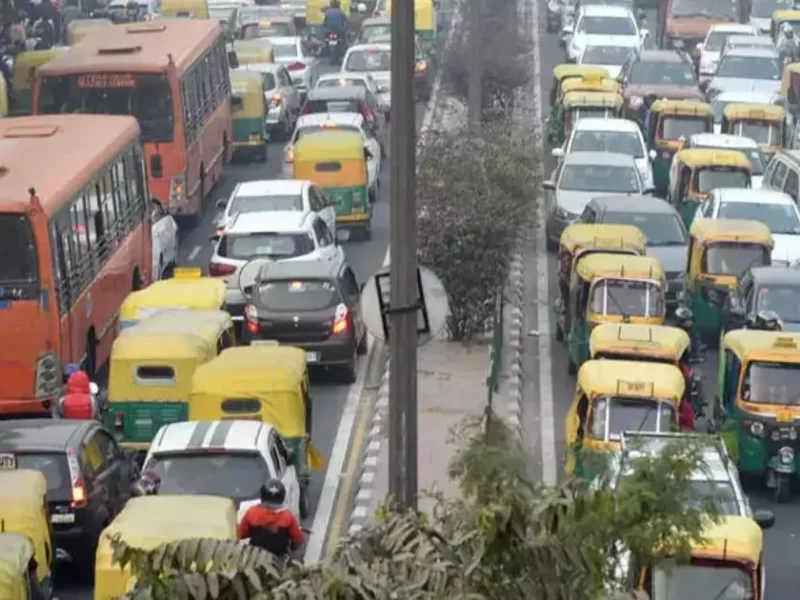 heavy jam near mathura road and okhla underpass