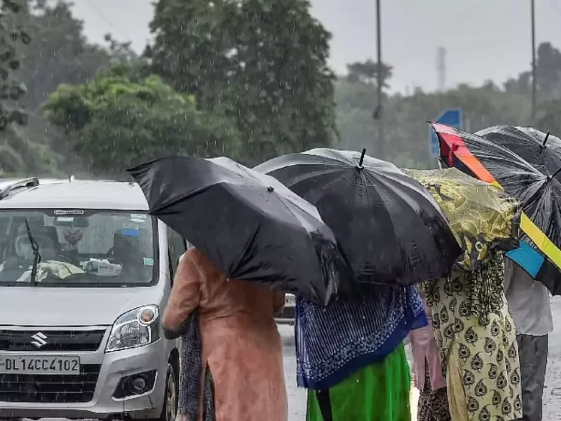 Relief from heat for two days in Delhi, August yearns for rain