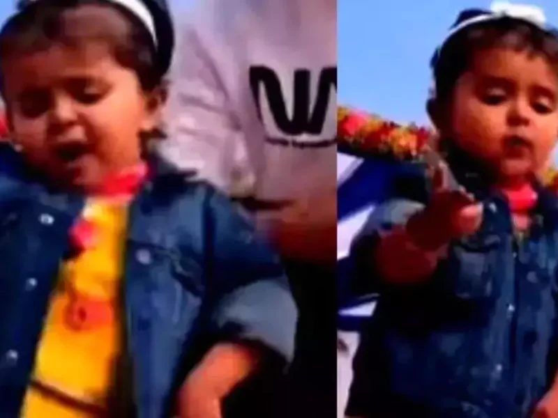 2 year old girl did a heart winning dance on Gajban Pani Ne Challi