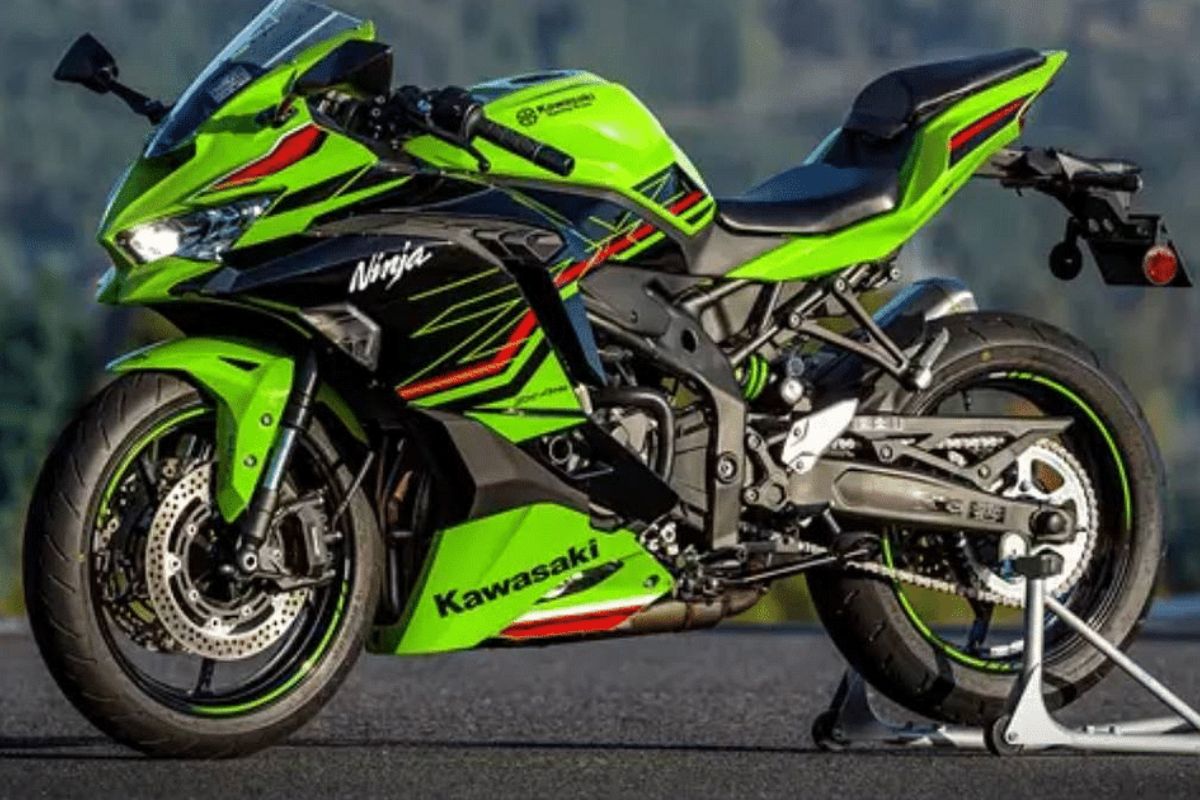 Kawasaki Ninja ZX-4R will be launched tomorrow