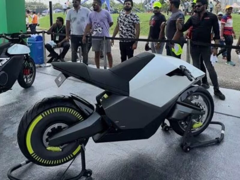 Ola electric will launch its super feature motorcycle in India