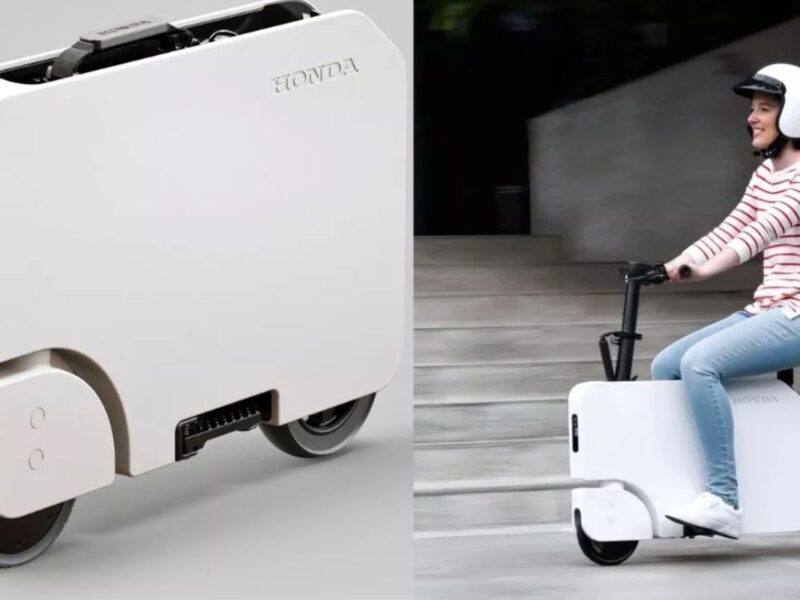 Pack this electric scooter like a suitcase