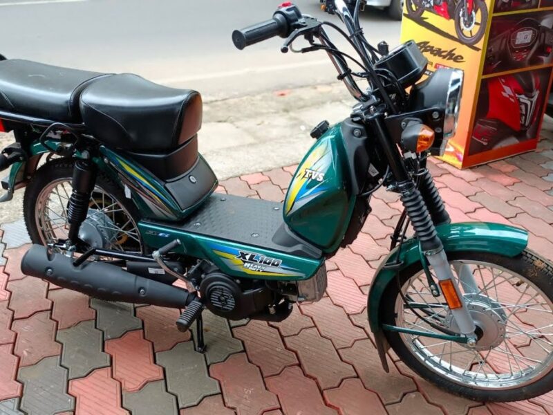 TVS XL100 powerful bike available for just Rs 45 thousand