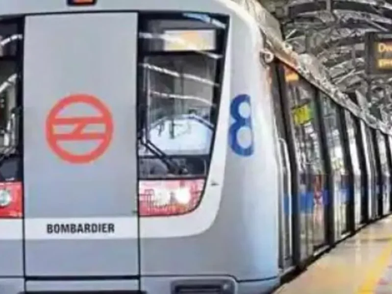 Delhi Metro: Video of incident with stuntman goes viral in Delhi Metro