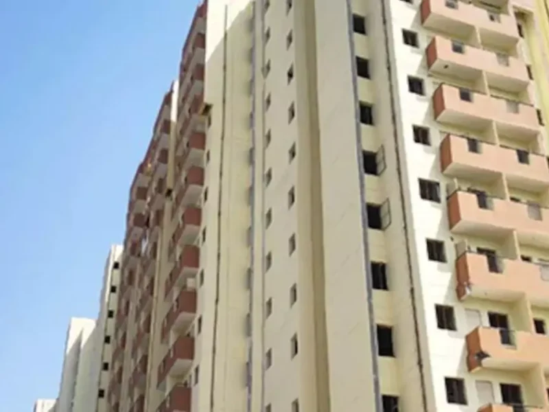 30000 flats built for the poor lying vacant in Delhi