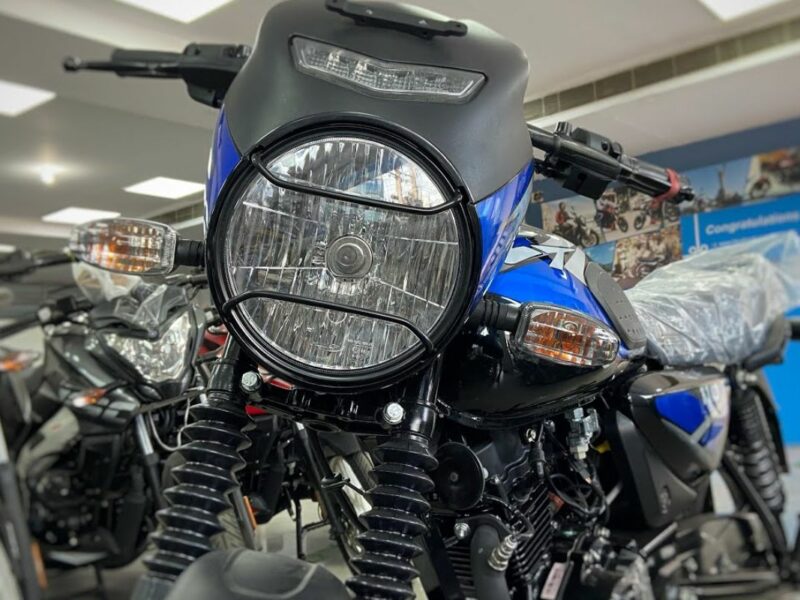 Bajaj's cool bike has come to end the Splendor craze in the market.