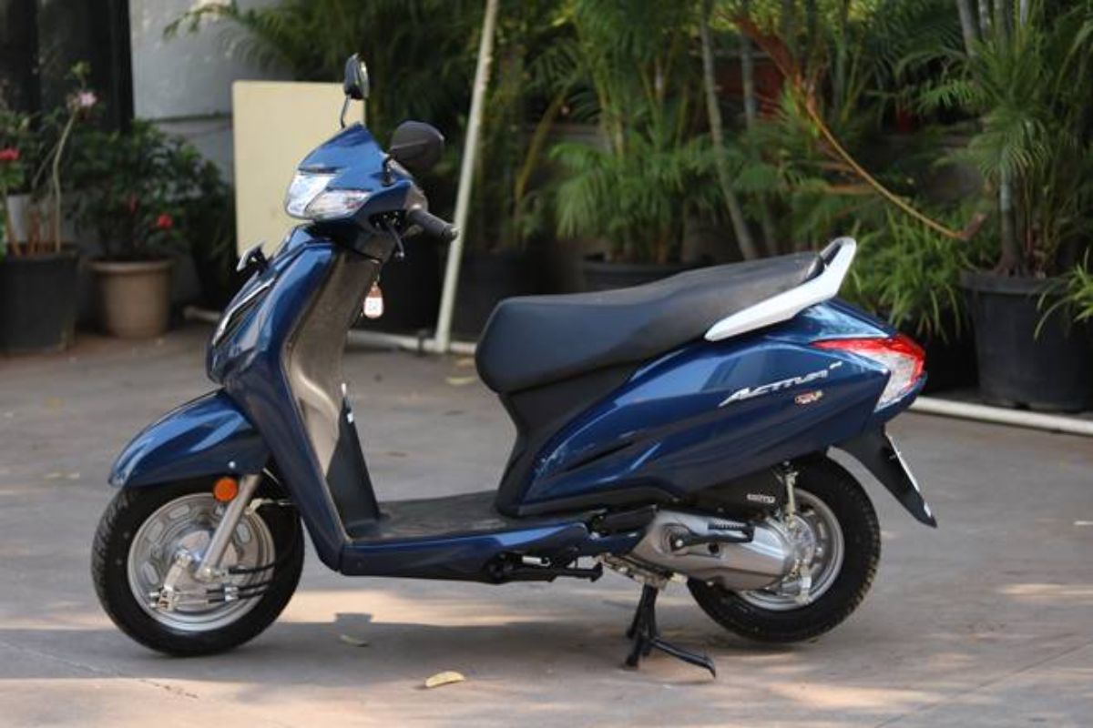 Bring home a wonderful Honda Activa scooter for just Rs 20,000