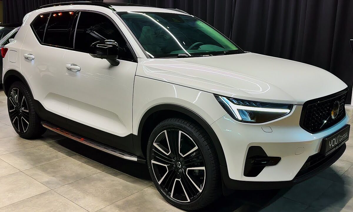 Volvo XC40 Recharge Plus