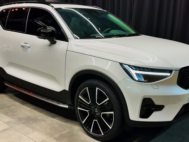 Volvo XC40 Recharge Plus