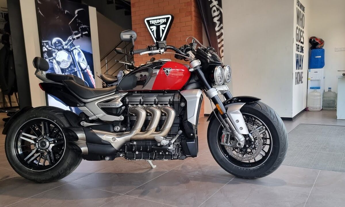 Triumph Rocket 3