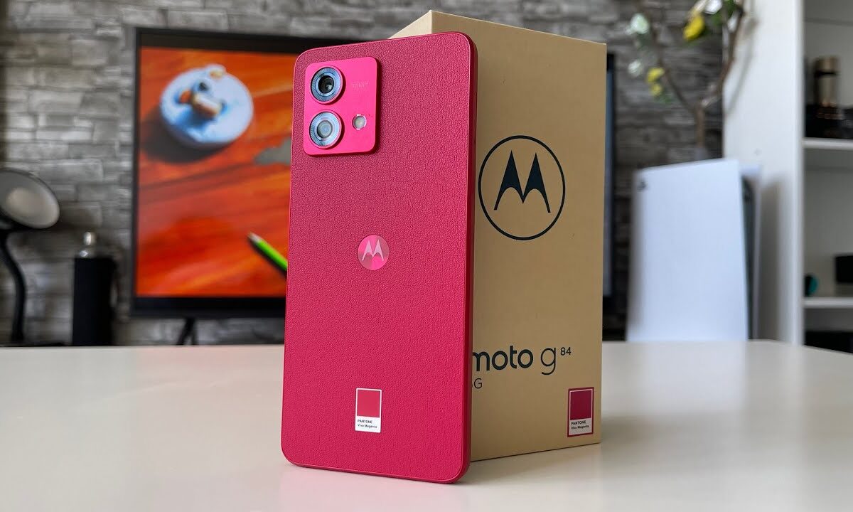 Moto G84 5G