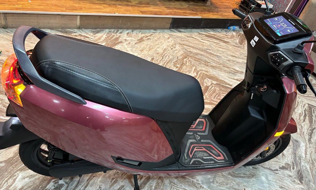 Seeka Vatsal250 Electric Scooter